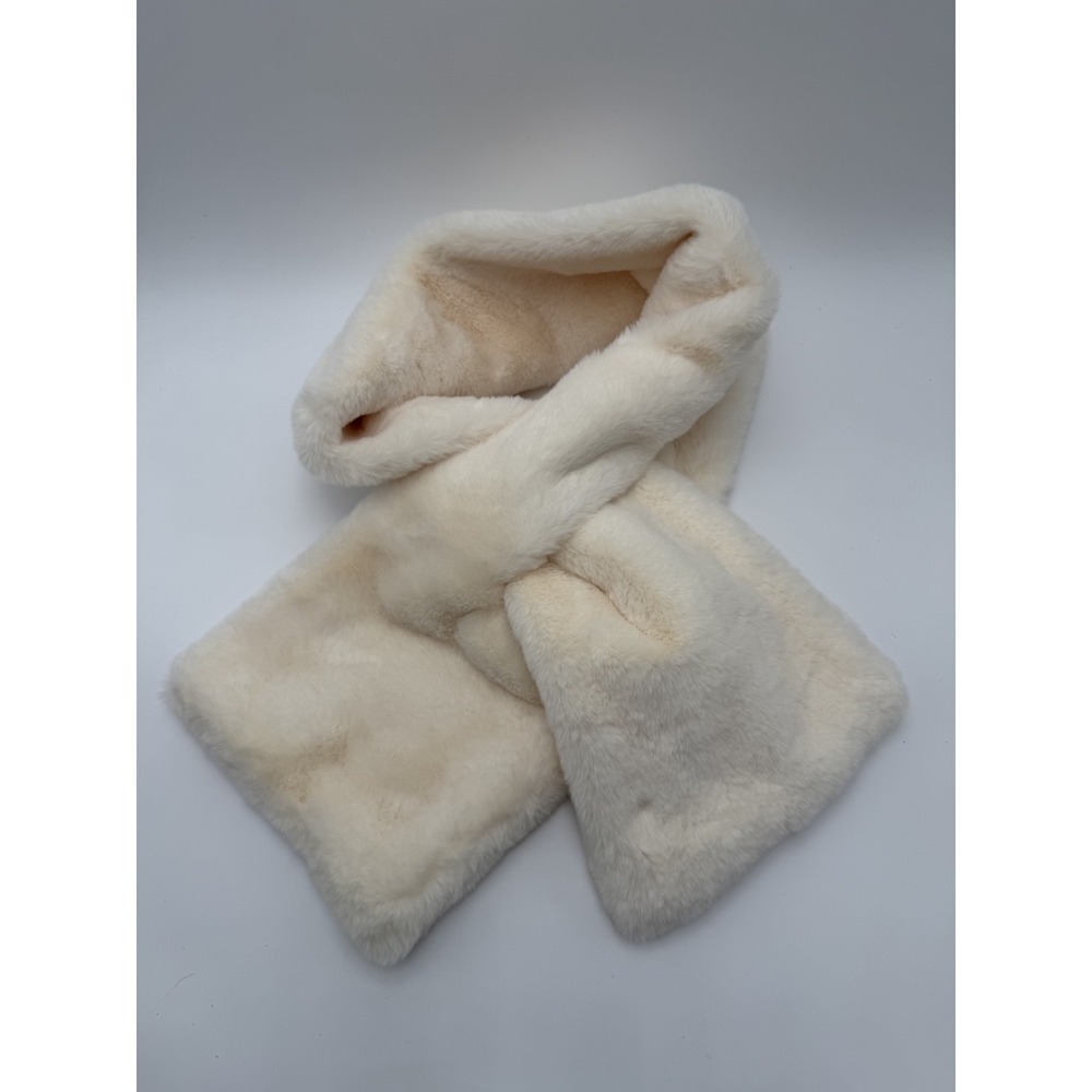 NWT APPARIS Bambi Plush Faux Fur Scarf Ivory Pull Through MSRP $92